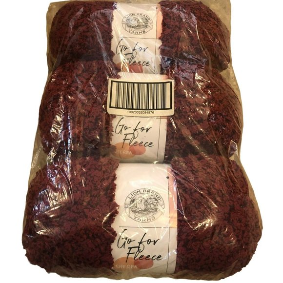 Lion Brand For Fleece Sherpa Yarn Merlot 3 skiens 89 yd each 6.5 oz Weight - Picture 1 of 6